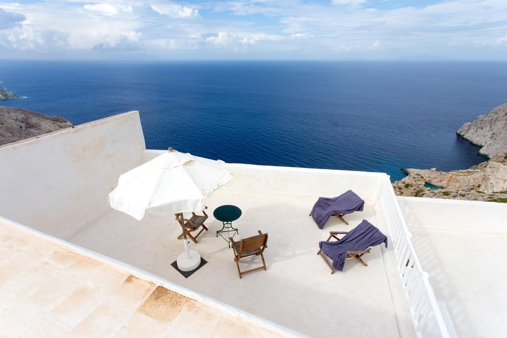 Отель Castro Folegandros Island Экстерьер фото