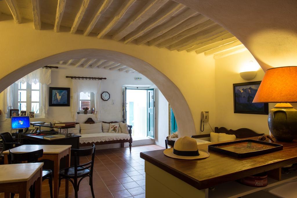 Отель Castro Folegandros Island Экстерьер фото